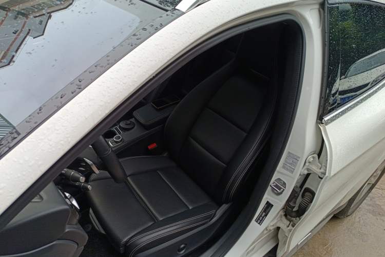 Used Mercedes-Benz GLA 2019 GLA 200 Dynamic Edition Left Front Seat