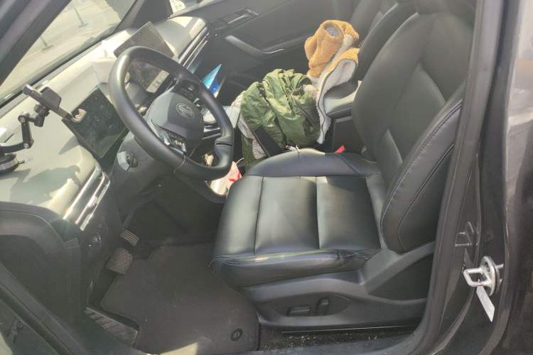 Used MG 4 EV 2023 415 km Range Sea-Faring Champion Edition
