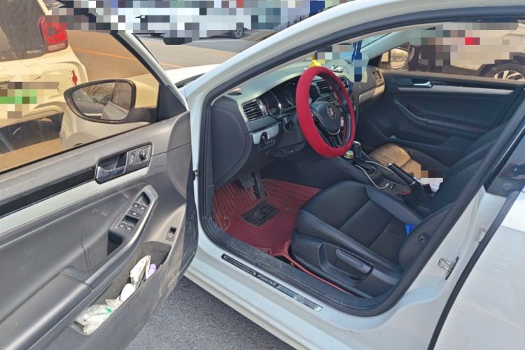 Used Volkswagen Sagitar 2017 1.6L Automatic Comfort Model
