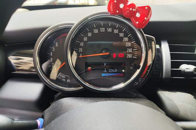 Used MINI 2019 1.5T COOPER Classic Edition
