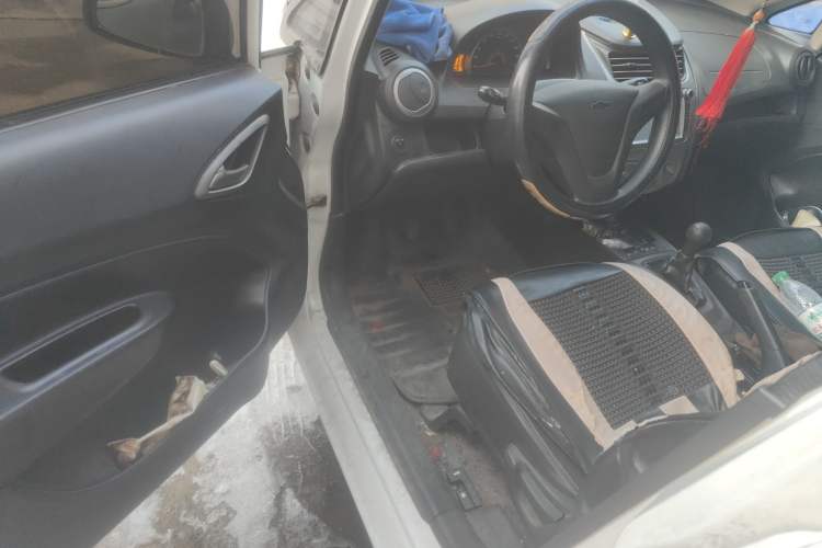 Used Chevrolet Sail 2013 Sedan 1.2L Manual Fashionable Happiness Edition
