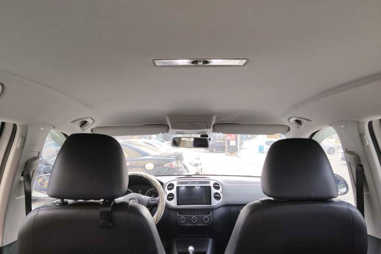 Used Volkswagen Tiguan L 2013 1.8 TSI Automatic Two-Wheel Drive Comfort Edition
