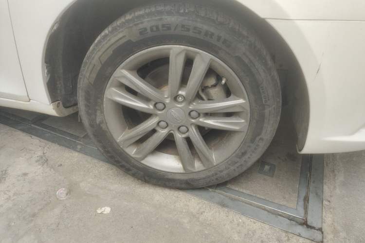 Used Geely Auto Emgrand 2017 Sedan Million Edition 1.5L Manual - Upward Version