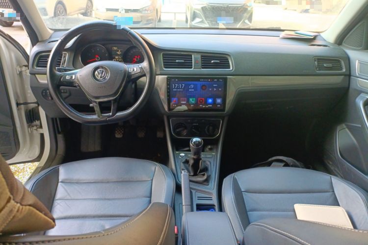 Used Volkswagen Lavida 2017 1.6L Manual Comfort Edition Center Console