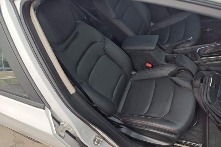 Used Chevrolet Monza 2020 Light Hybrid Redline 320T Dual-Clutch Joyful Edition