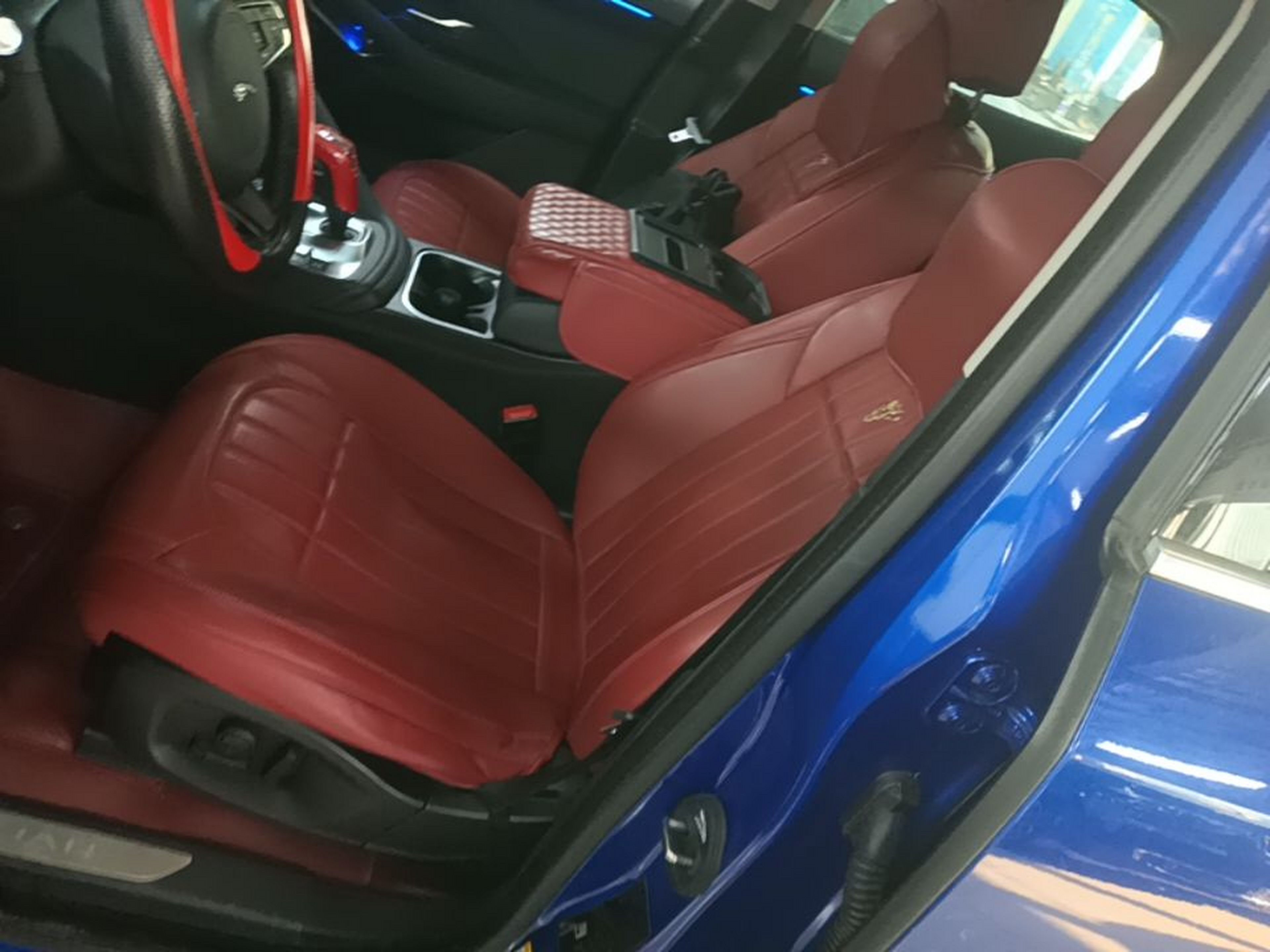 Interior delantero