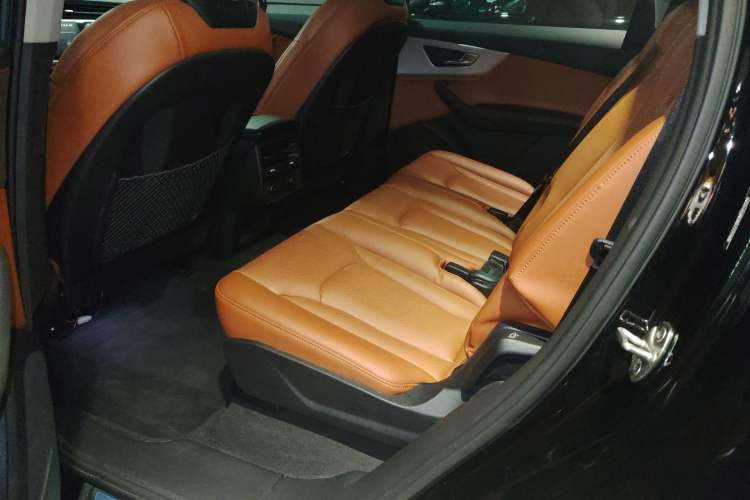 Used Audi Q7 2021 2.0T Standard Version European Specification