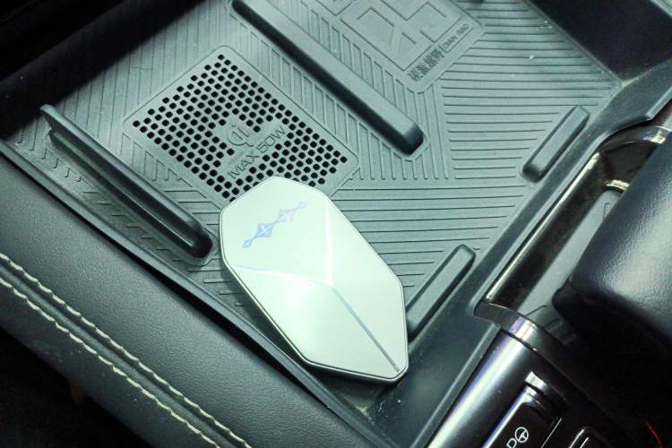 Used Formula Leopard Leopard 5 2023 Navigator Edition
