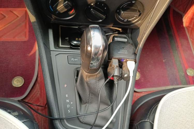 Used Volkswagen Lavida 2018 Classic 1.5L Automatic Fashion Edition China VI Standard Gear Lever