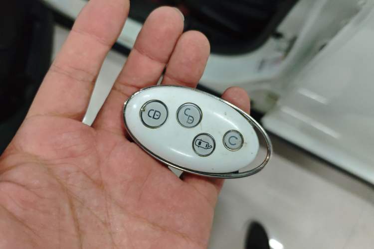 Used BYD Yuan 2016 1.5L Manual Luxury Version