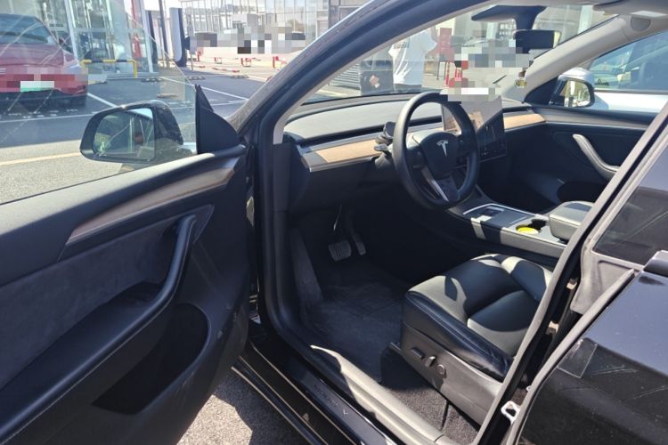 Used Tesla Model Y 2021 Standard Range Rear-Wheel Drive Version Driver Seat