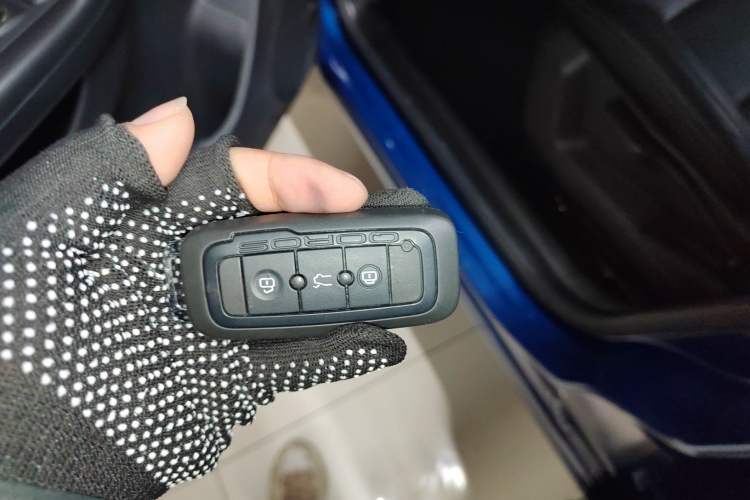 Used Qoros 5 2018 Revised Version 1.6T Automatic Leading Edition
