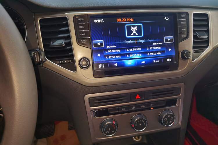 Used Volkswagen Golf Sportsvan 2016 1.6L Automatic Comfort Model
