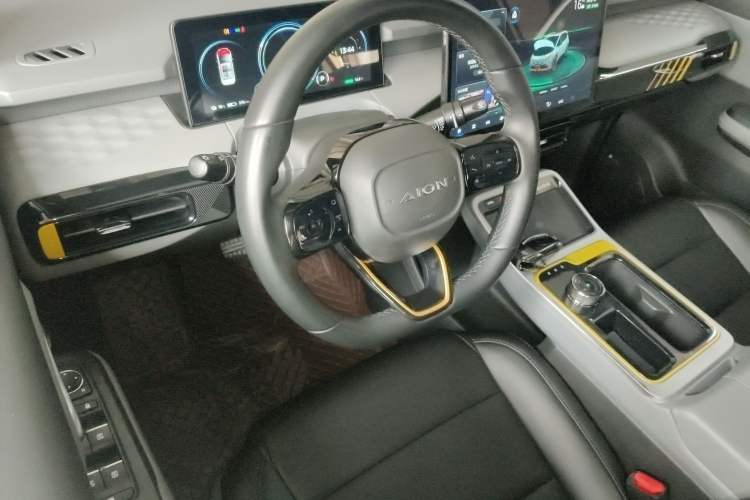 Used AION Y 2022 70 Intelligent Edition Lithium Iron Phosphate
