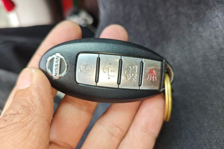 Used Nissan Sylphy 2014 1.6XV CVT Deluxe Edition Vehicle Key