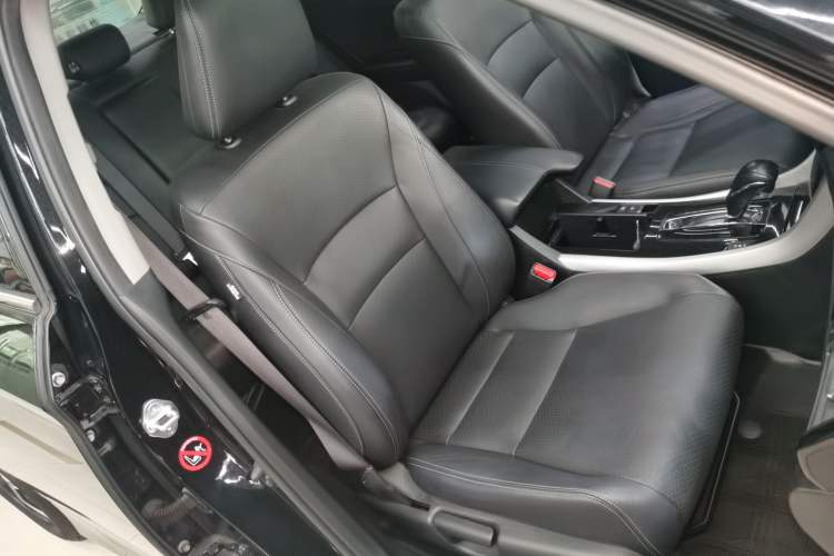 Used Honda Accord 2016 2.0L Elite Edition Right Front Seat