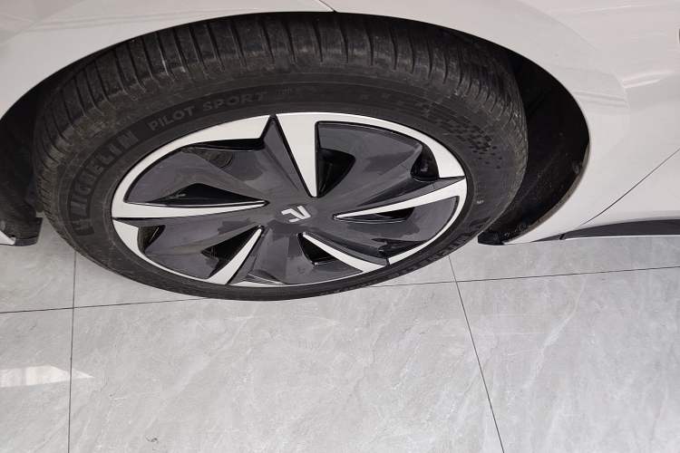 Used Rising F7 2023 Revised Edition Advanced Version
