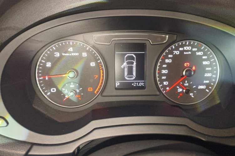 Used Audi Q3 2018 30th Anniversary Edition 35 TFSI Sport Model Instrument Cluster