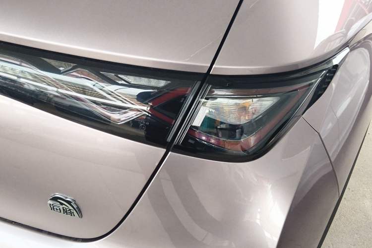 Used BYD Dolphin 2023 420 km Fashion Edition Exterior 3