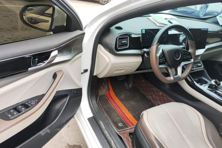 Used BYD Qin PLUS 2024 Honor Edition EV 510KM Beyond Model