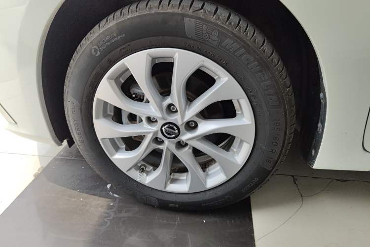 Used Nissan Sylphy 2018 1.6XV CVT Deluxe Edition Left Front Wheel Hub