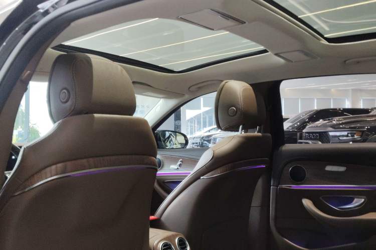 Used Mercedes-Benz E-Class 2023 Facelift E 260 L