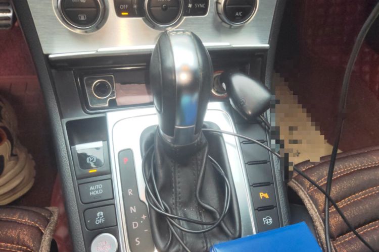 Used Volkswagen FAW-Volkswagen CC 2015 1.8TSI Luxury Model Gear Lever