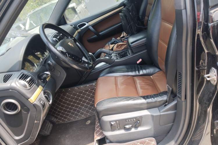 Used Porsche Cayenne 2007 Cayenne 3.6L Left Front Seat