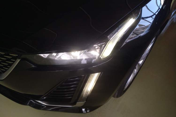 Used Cadillac CT5 2021 Revised 28T Luxury Version