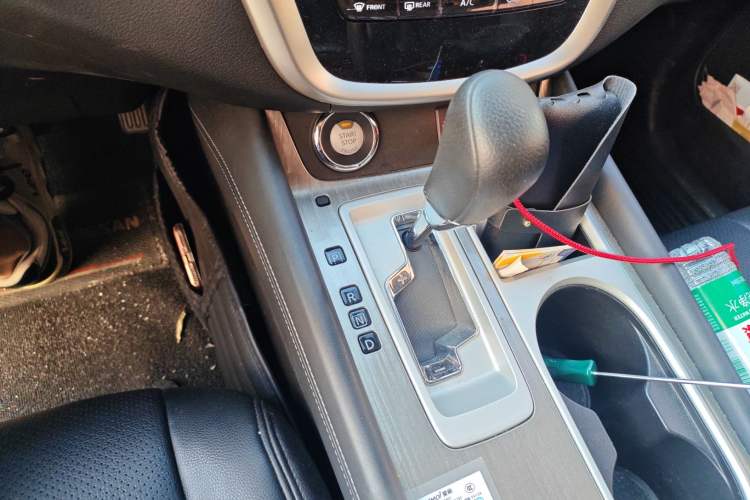 Used Nissan Murano 2019 2.5L XE Two-Wheel Drive Elite Version China V Standard Gear Lever