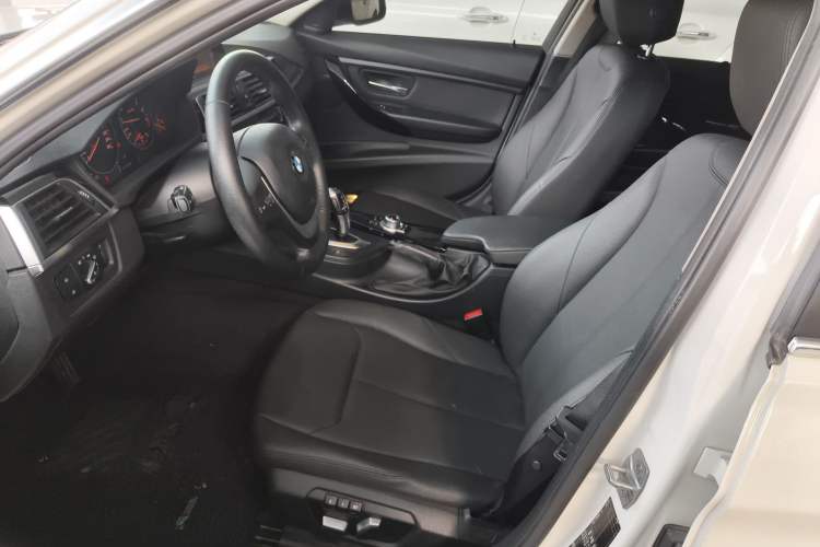 Used BMW 3 Series 2016 320Li Fashion Model