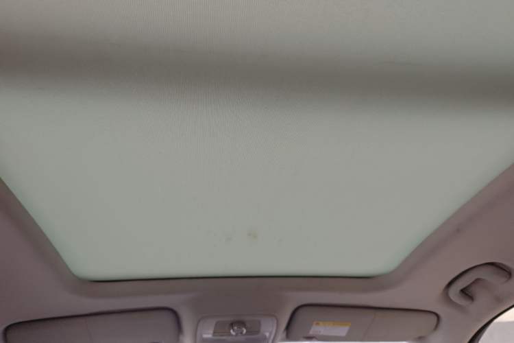 Used Roewe RX8 2018 30T Two-Wheel Drive Flagship Edition