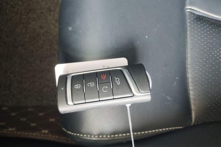 Used GAC Trumpchi GS4 2022 270T Automatic Smart Drive Flagship Edition Vehicle Key