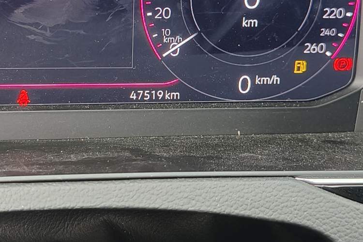 Used Volkswagen Magotan 2023 2 Million Units Commemorative Edition 330TSI DSG Luxury Version Odometer Close Up