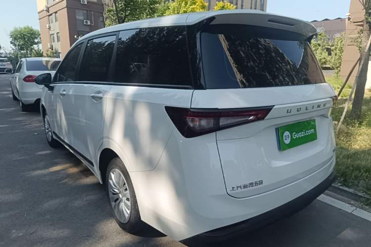 Used Wuling Jiachen 2022 1.5L Manual Enjoyment Elite Model
