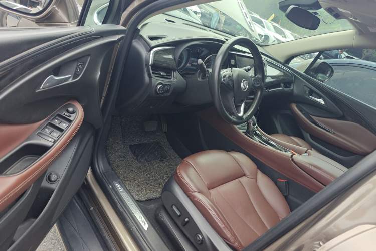 Used Buick Envision 2014 28T Four-Wheel Drive Luxury Model
