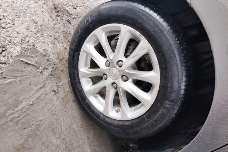 Used Buick GL6 2018 18T 6-Seater Elite Model