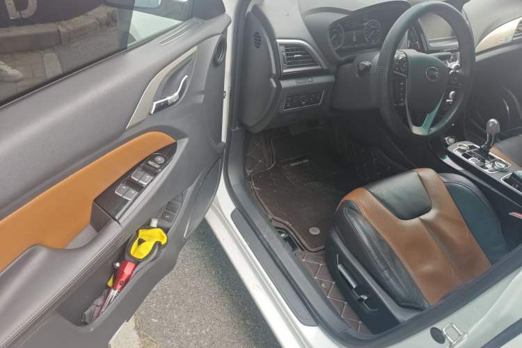 Used BYD Qin New Energy 2016 Qin EV300 Prestige Model
