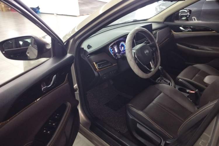 Used CHANGAN Eado DT 2018 1.6L Automatic Smart Enjoyment Model