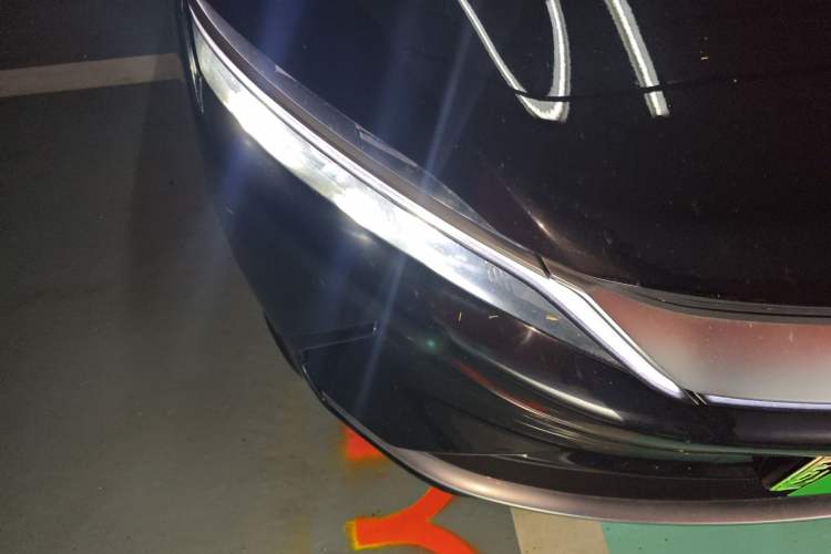 Used BYD Han 2020 EV Long-Range Luxury Model Right Front Headlight