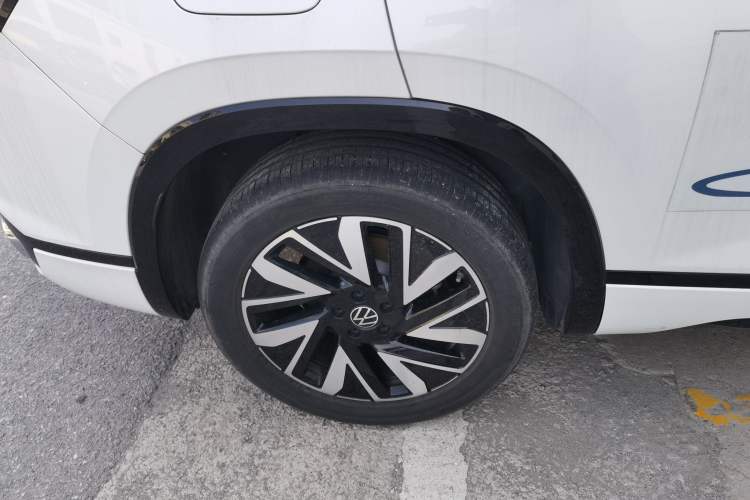 Used Volkswagen Tayron 2023 Revised Version 380TSI All-Wheel Drive R-Line High-Energy Edition
