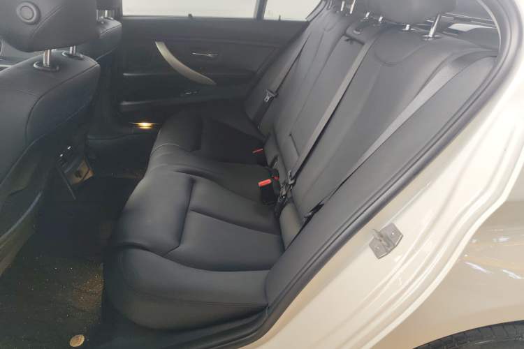 Used BMW 3 Series 2014 320Li Fashion Model
