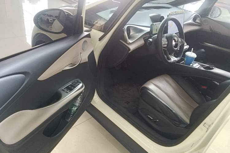 Used BYD Dolphin 2023 420 km Fashion Edition
