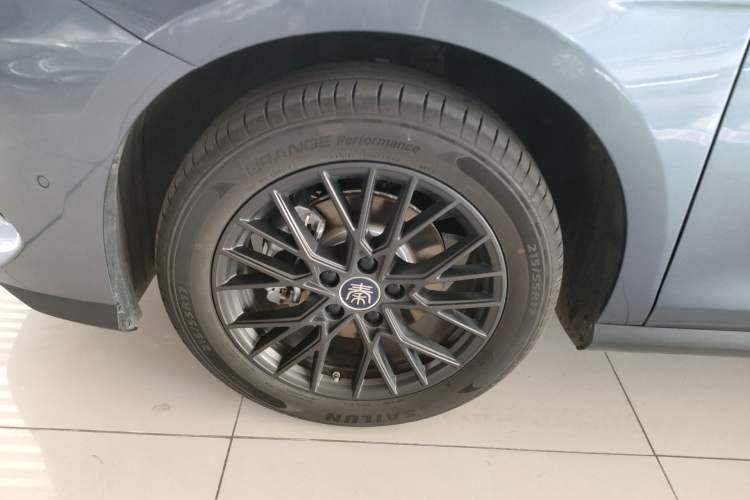 Used BYD Qin PLUS 2025 EV Smart Drive Edition 420KM Leading Model
