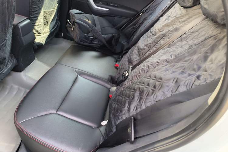 Used JAC Group Refine S3 2016 1.5L Manual Luxury Smart Version Left Rear Seat