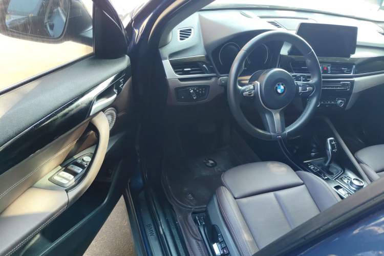 Used BMW X1 2021 sDrive25Li Leading Model
