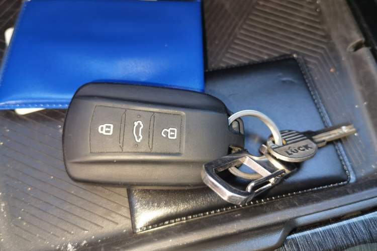 Used Dongfeng Aeolus Yixuan MAX 2021 1.5T Ultra-Fierce Cool Dad Edition
