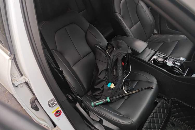 Used Volvo XC40 2022 T4 Four-Wheel Drive Smart & Luxurious Edition Right Front Seat