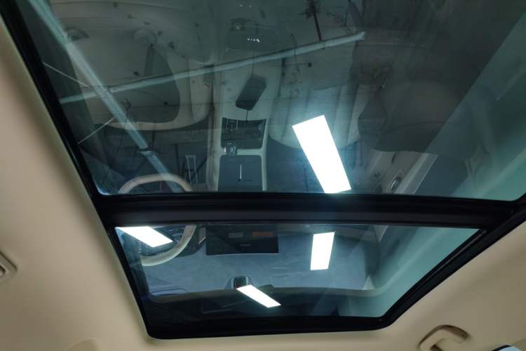 Used Hima AITO M7 2024 1.5T Intelligent Drive Rear-Drive Ultra Version 5 Seats Headliner