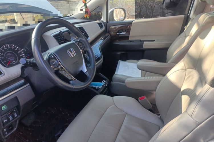 Used Honda Odyssey 2015 Updated Version 2.4L Smart Edition
